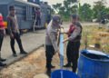 Polresta Tanjungpinang Salurkan 50 Ton Air untuk Warga Terdampak Kemarau