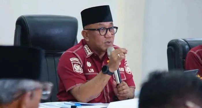 Wali Kota Lis Darmansyah menyebut gangguan dua pembangkit di Batam memicu pemadaman listrik bergilir di Tanjungpinang dan Bintan.