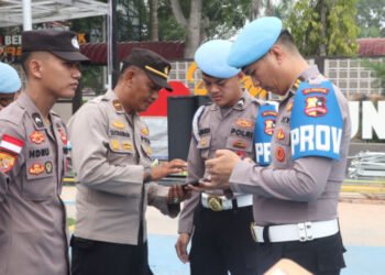 Divpropam Mabes Polri menemukan sejumlah pelanggaran sikap tampang dan pakaian dinas personel Polres Karimun dalam pemeriksaan Opsgaktiblin.