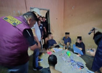 Polres Karimun mengamankan lima orang dalam patroli narkoba bersama BNN dan menyita 18 paket sabu seberat bruto 6,53 gram dari dua lokasi